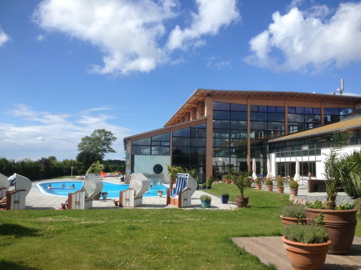 Ferienwohnung "Kranich" Im Ferien-Resort Ruegen Sagard Ngoại thất bức ảnh